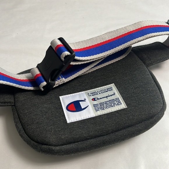 Champion Fanny Pack Shoulder Belt Bag Multipurpose Gray Adjustable Strap - Picture 6 of 6